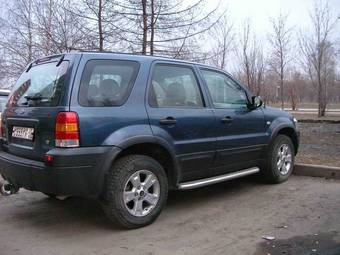2005 Ford Escape Pictures