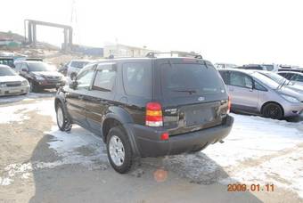 2005 Ford Escape Photos