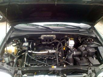 2005 Ford Escape Pictures