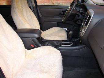 2005 Ford Escape Pictures