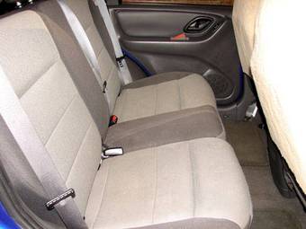 2005 Ford Escape Photos