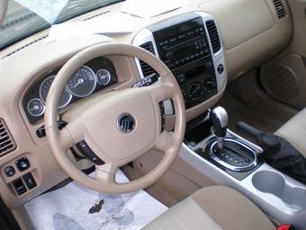 2005 Ford Escape Pictures