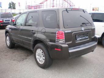 2005 Ford Escape Pictures