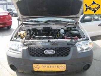 2005 Ford Escape Pictures