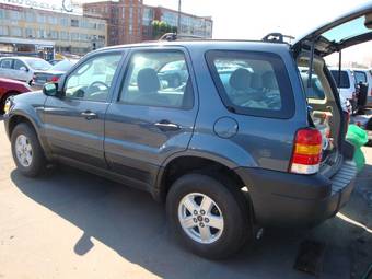 2005 Ford Escape Pictures
