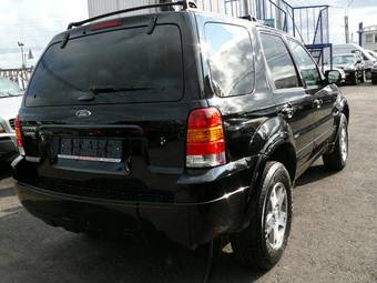 2005 Ford Escape Pictures