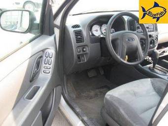 2005 Ford Escape Pictures