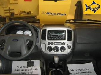 2005 Ford Escape Pics