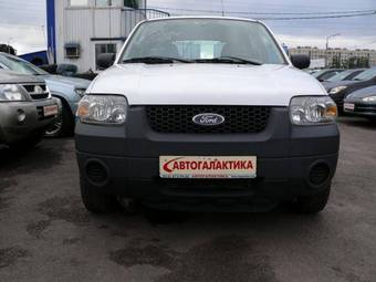 2005 Ford Escape Pics