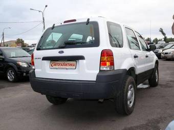 2005 Ford Escape Wallpapers