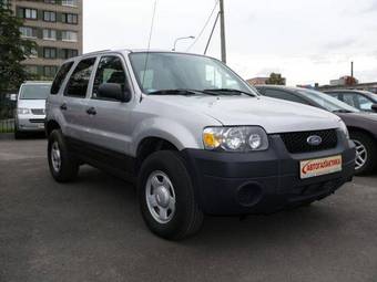 2005 Ford Escape Pics