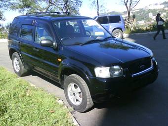 2005 Ford Escape Pictures