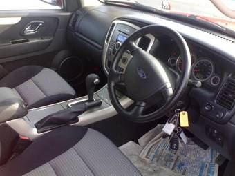 2006 Ford Escape Photos