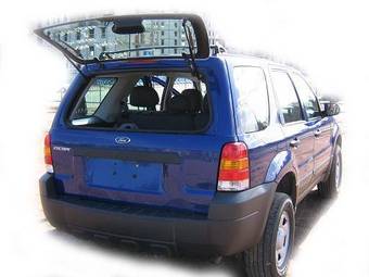 2006 Ford Escape Photos