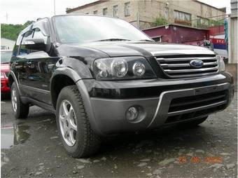 2007 Ford Escape Photos