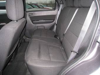 2010 Ford Escape Pictures