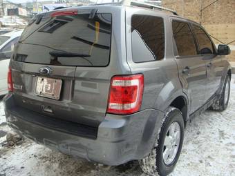 2010 Ford Escape Pictures