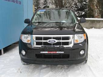 2010 Ford Escape Photos