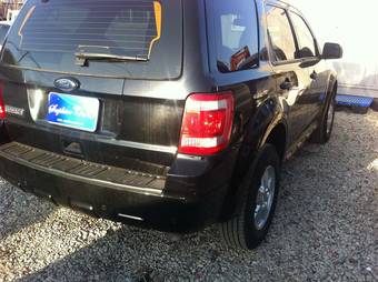 2010 Ford Escape Wallpapers