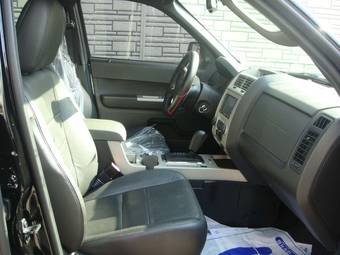 2010 Ford Escape Pictures