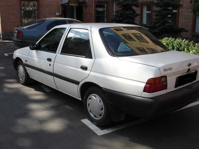 What kind of automatic transmission has ford escort 1997 2.0 #10