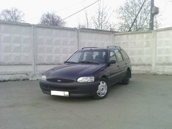 1997 Ford Escort Pictures