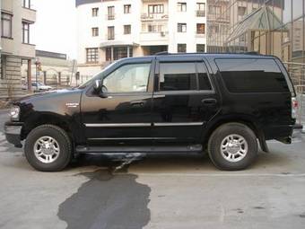 2000 Ford Expedition Photos