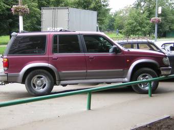 1995 Ford Explorer Photos