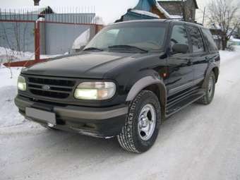 1996 Ford Explorer Pictures