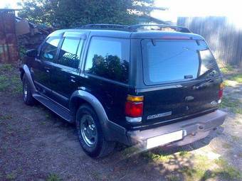 1996 Ford Explorer Pictures