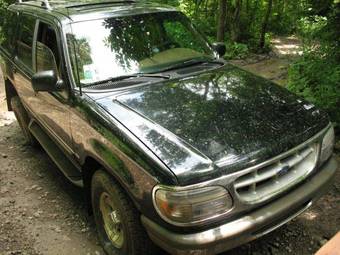 1996 Ford Explorer Pictures
