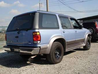 1997 Ford Explorer Pictures