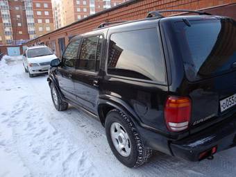 2000 Ford Explorer Photos