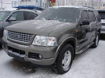 2002 Ford Explorer Photos