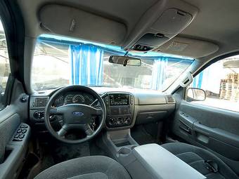 2002 Ford Explorer Images