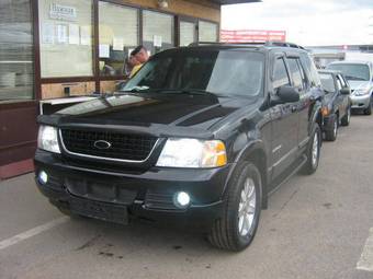 2002 Ford Explorer Pictures