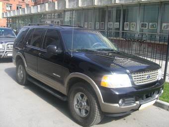 2002 Ford Explorer Pictures