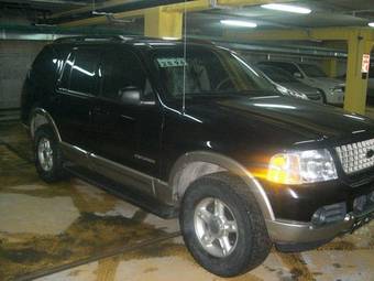 2002 Ford Explorer Pictures