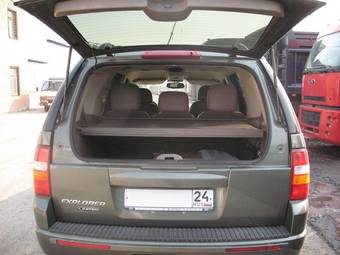 2002 Ford Explorer Photos