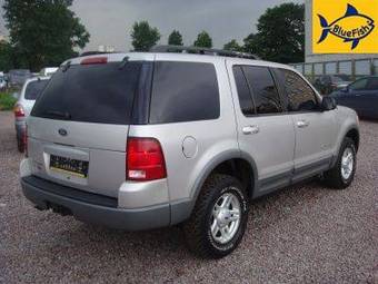 2002 Ford Explorer Pictures