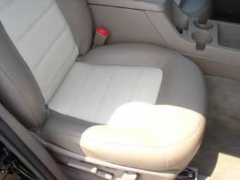 2003 Ford Explorer Photos