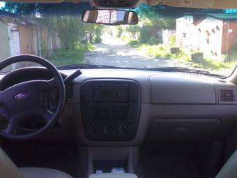 2003 Ford Explorer Photos