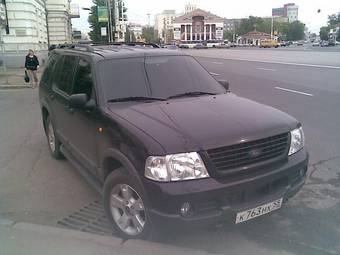 2003 Ford Explorer Photos