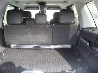 2004 Ford Explorer Pictures