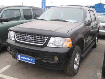 2004 Ford Explorer Pictures