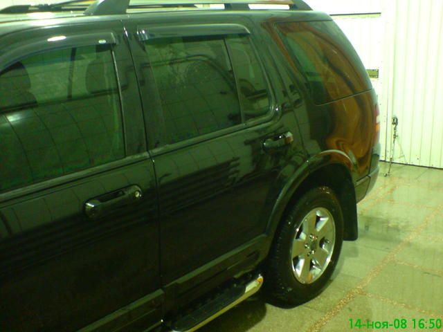 2005 Ford Explorer
