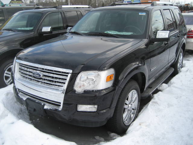 2005 Ford Explorer