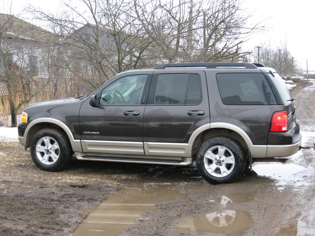 2005 Ford Explorer