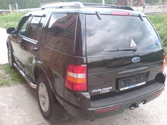 2005 Ford Explorer Photos