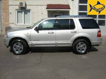 2005 Ford Explorer Photos